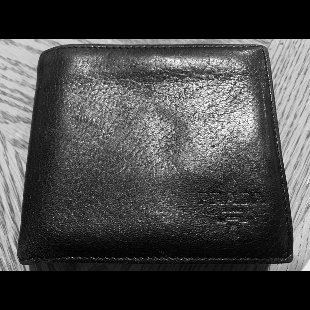 Men’s PRADA Bi-fold Soft Leather Wallet